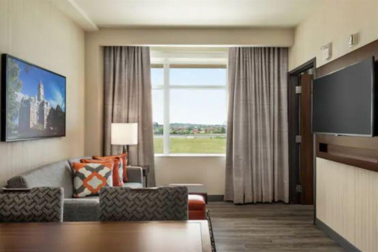 Embassy Suites By Hilton Noblesville Indianapolis Conv Ctr Екстериор снимка