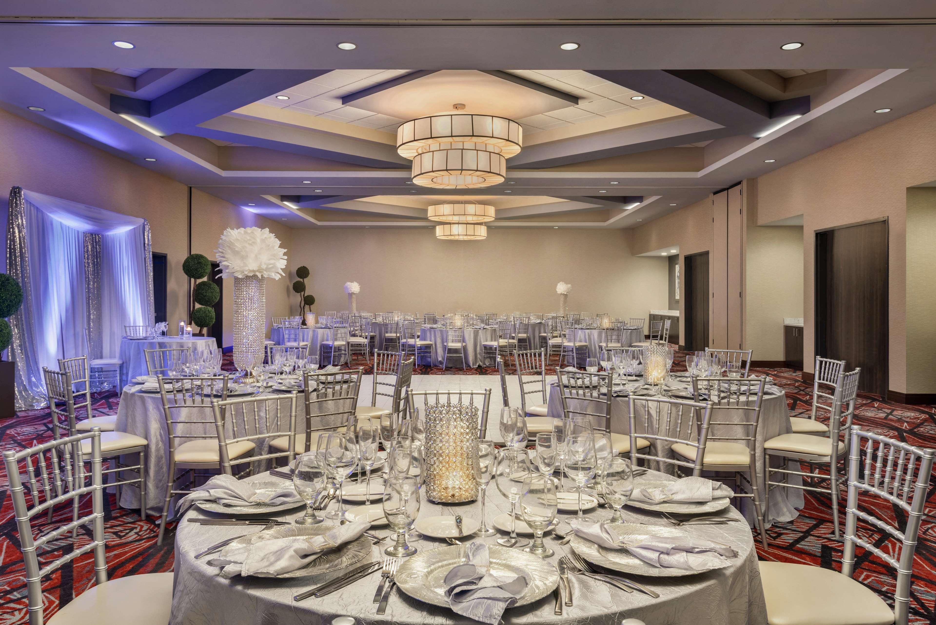 Embassy Suites By Hilton Noblesville Indianapolis Conv Ctr Екстериор снимка