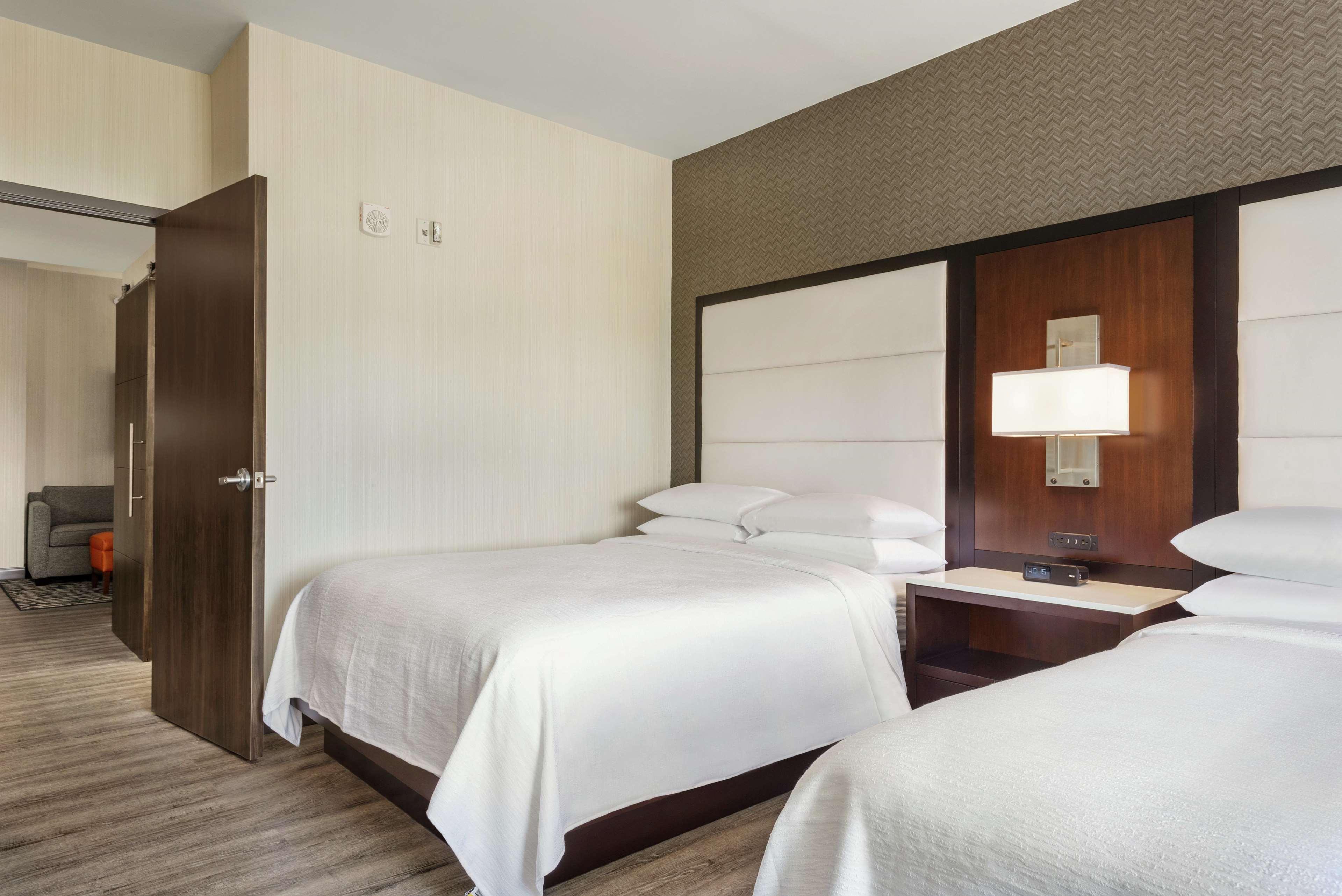 Embassy Suites By Hilton Noblesville Indianapolis Conv Ctr Екстериор снимка