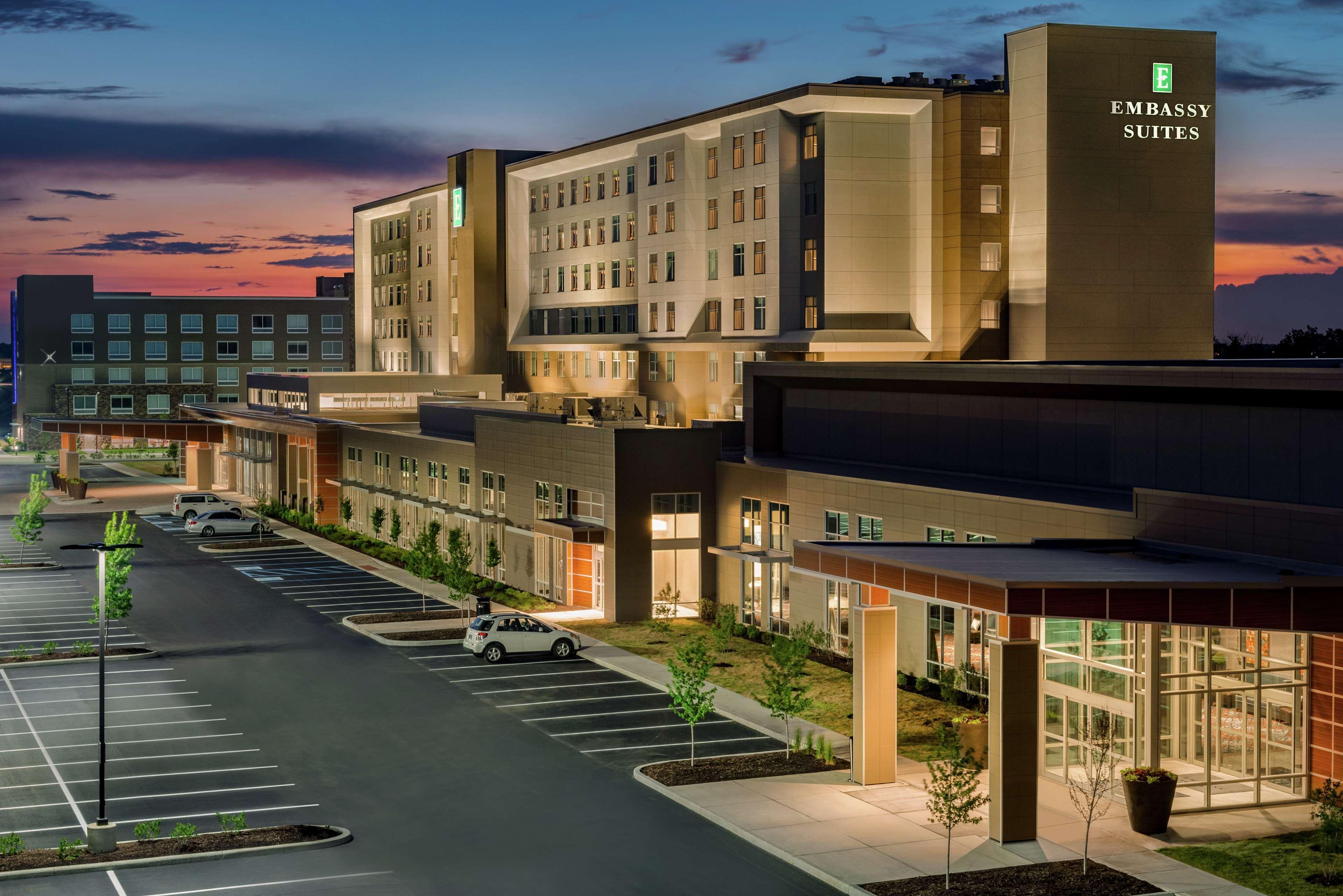 Embassy Suites By Hilton Noblesville Indianapolis Conv Ctr Екстериор снимка