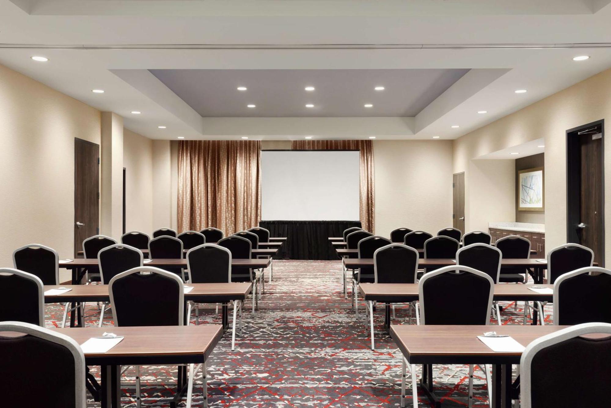 Embassy Suites By Hilton Noblesville Indianapolis Conv Ctr Екстериор снимка